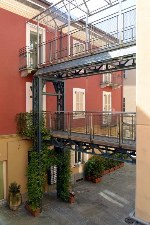 Appartamenti Medioevo Varese Exterior photo