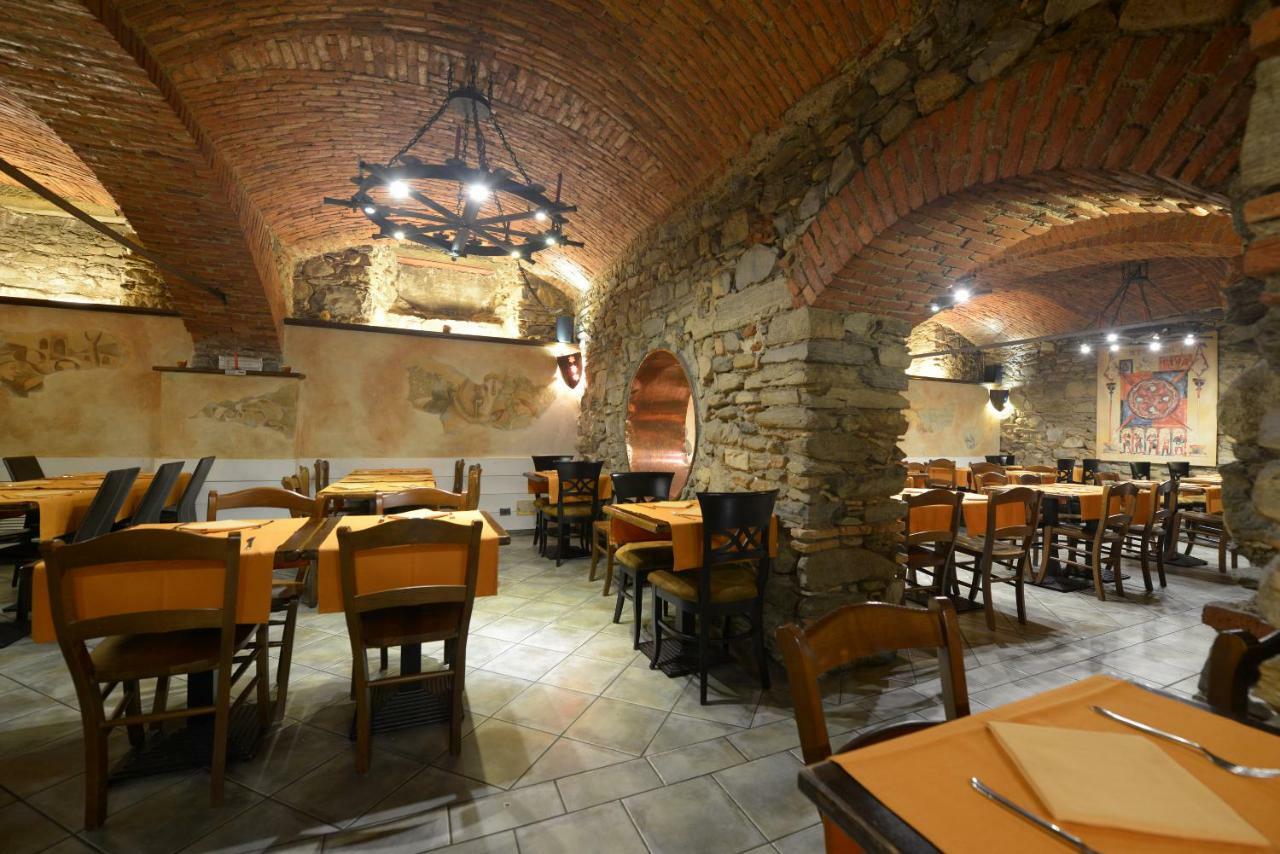 Appartamenti Medioevo Varese Exterior photo